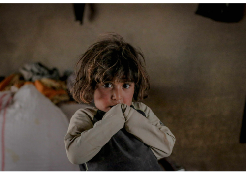 Image of young refugee child